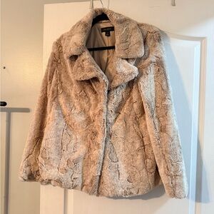 Excellent condition Faux Fur Teddy Jacket M